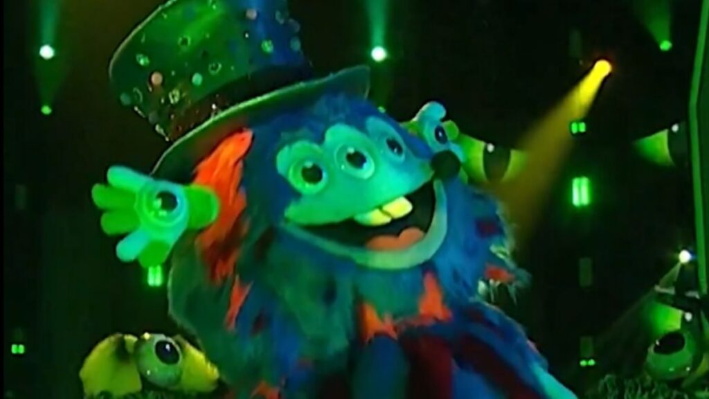 Monsqueeze, interpretado por Fredy Ortega, es el cuarto eliminado de Quién es la Máscara