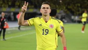 Rafael Santos Borré y una oportunidad de oro para su lugar en el Mundial