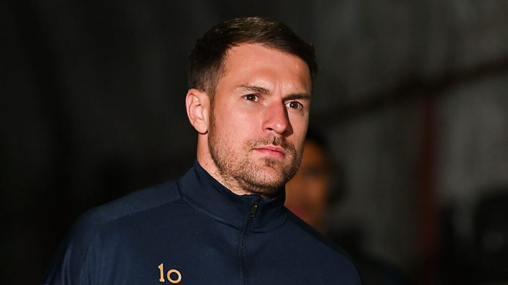 Aaron Ramsey dejó Pumas por motivos personales