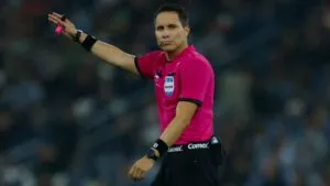 Roberto García Orozco señala que América perdió por el árbitraje