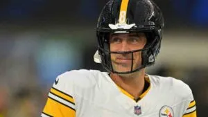 La gran incógnita del Steelers vs Bears: ¿Jugará Aaron Rodgers?