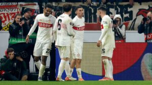 Stuttgart se impone al Feyenoord y escala posiciones en la Europa League