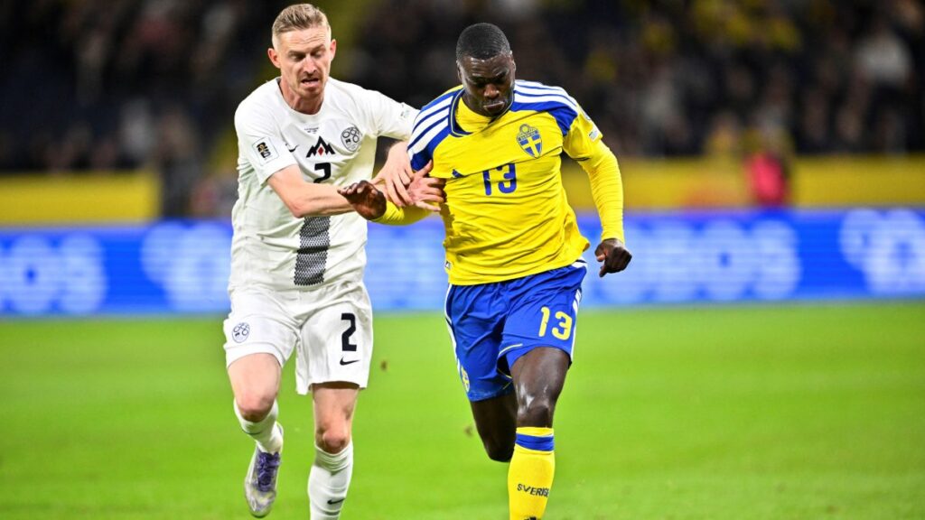 Suecia empata con Eslovenia pero va al repechaje de la UEFA via Nations League La selección de Suecia terminó en último lugar de su grupo, pero se mete a la repesca gracias a su posición en la Nations League