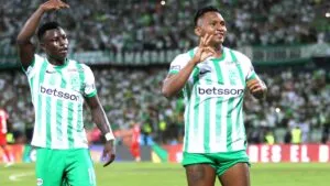 Atlético Nacional muestra los dientes y acaricia otra final