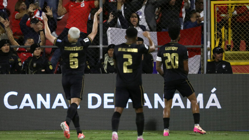 El festejo de los panameños. (Reuters)