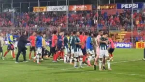 Ejemplar castigo a cuatro jugadores por la gresca entre Municipal y Antigua