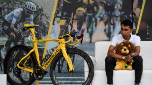 Egan Bernal reporta la desaparición de la bicicleta con la que ganó el Tour de Francia
