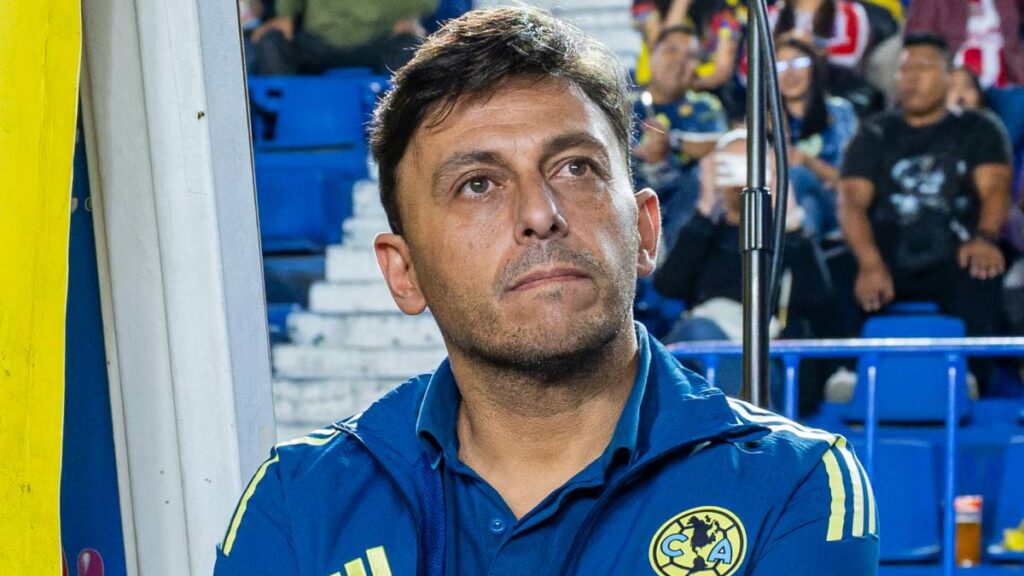 Ángel Villacampa, técnico del América
