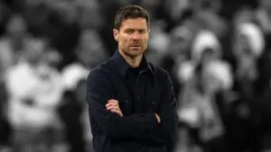 Xabi Alonso, reprobado en sus dos exámenes de visitante con el Real Madrid