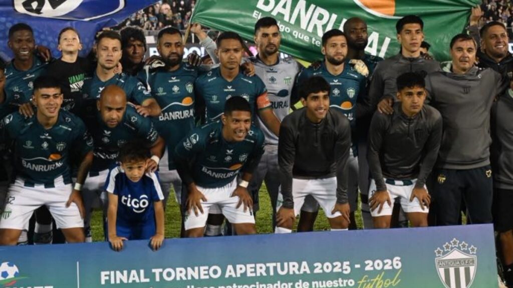 Antigua GFC tiene ventaja en las finales de Guatemala | Facebook Antigua