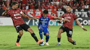 Xelajú MC se gana el respeto de Alajuelense