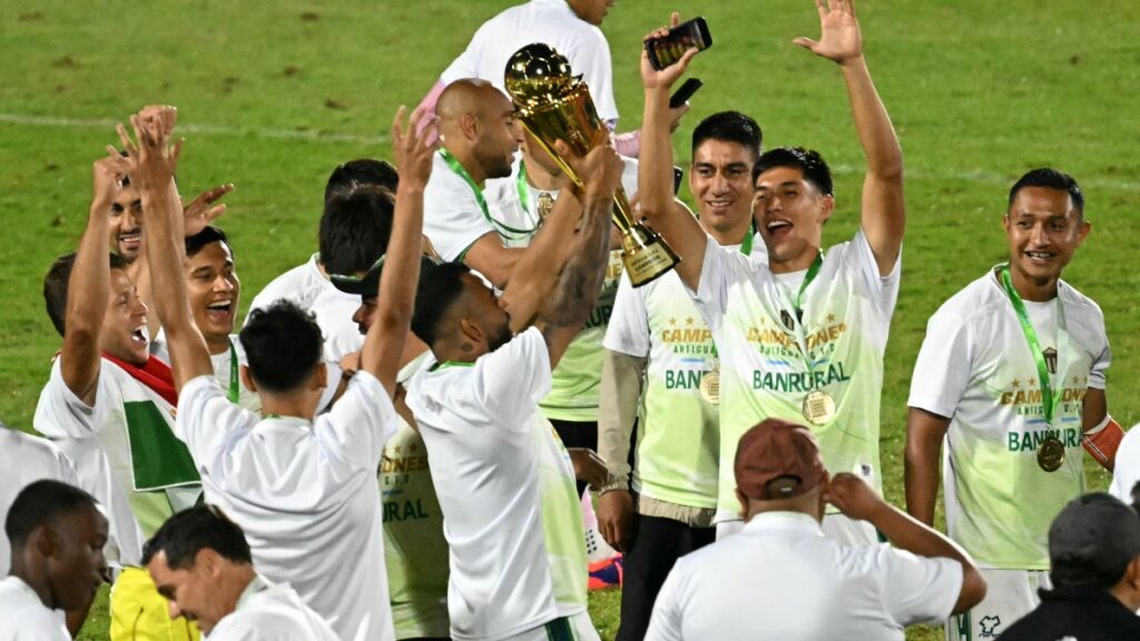 Antigua podría perder a un emblema | JOHAN ORDONEZ / AFP