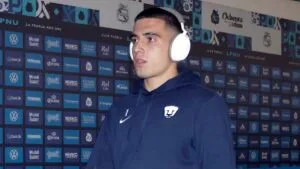 Alex Padilla tiene su primera titularidad con el Athletic desde su salida de la Liga MX