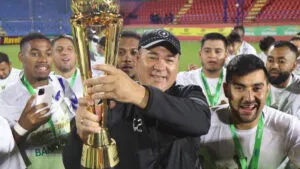 Mauricio Tapia, el argentino que hace historia en Antigua GFC: "No me conformo"