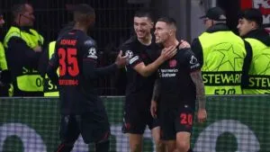 Grimaldo salva un punto para el Bayer Leverkusen ante un Newcastle que liga dos juegos sin triunfo
