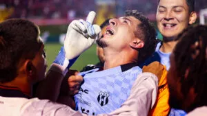 Bayron Mora, de suplente a figura en la final de la Copa Centroamericana