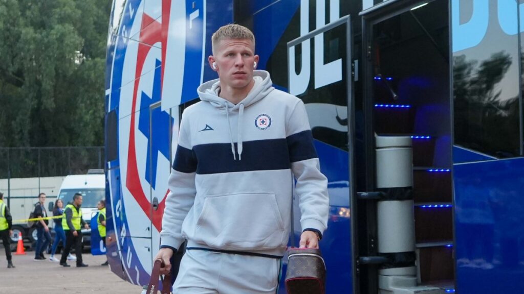 Bogusz no reporta con Cruz Azul en La Noria | Imago7