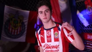 Chivas hace oficial el fichaje de Brian Gutiérrez para el Clausura 2026