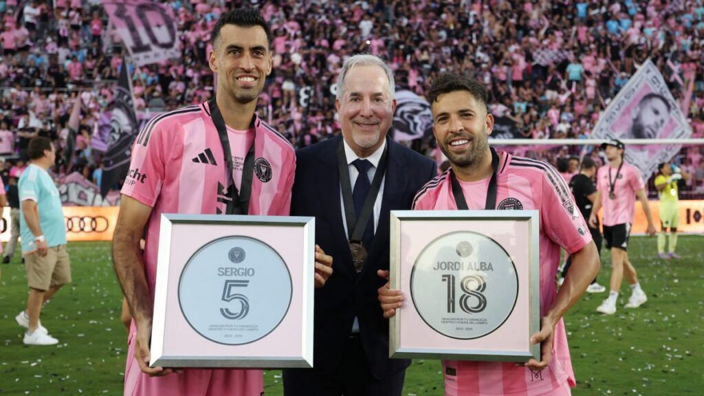 Alba y Busquets coronan su retiro con el campeonato de la MLS