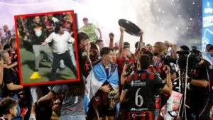 ¡El lunar del ascenso! Hinchas de Cúcuta agreden a José Augusto Cadena