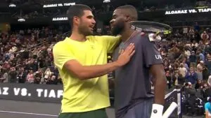 ¡Alcaraz derrotado! Frances Tiafoe se lleva el triunfo en A Racquet at The Rock