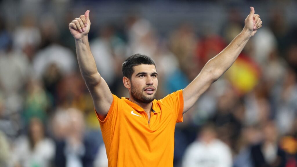Carlos Alcaraz en festejo de victoria