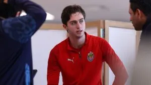 Chivas inicia pretemporada con caras nuevas y ausencias destacadas