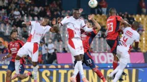 América y Medellín juegan para Junior: las claves del empate en el Atanasio