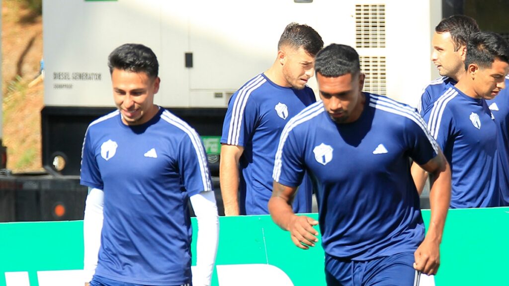 Un silencio sorprendente en Comunicaciones | @CremasOficial