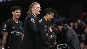 Manchester City sobrevive Craven Cottage en una noche histórica para Erling Haaland