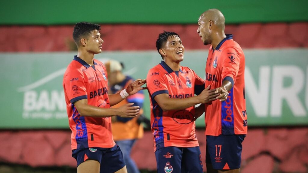 Municipal, a paso firme | @LigaGuate