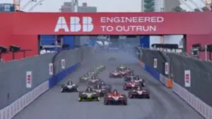 Jake Dennis se lleva el triunfo en el accidentado E-Prix de Sao Paulo