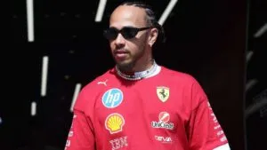Hamilton manda aviso: no piensa retirarse pese a las críticas