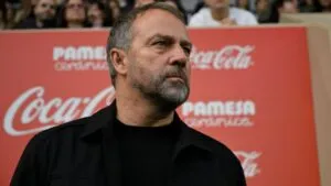 Ocho victorias y un mensaje claro de Flick tras la victoria del Barcelona