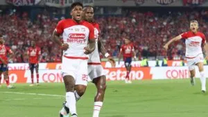 Harold Mosquera se despide de Santa Fe y da pistas de su futuro