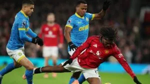 Jhon Arias despide el 2025 con la cabeza en alto tras ser figura ante el Manchester United