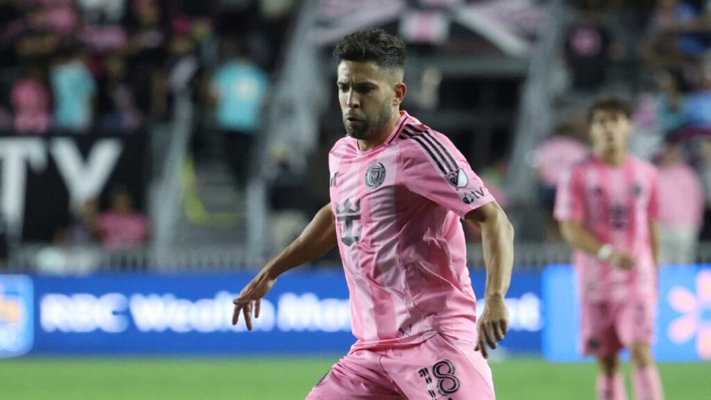 Jordi Alba recibe sanción previo a la final de la MLS Cup 2025