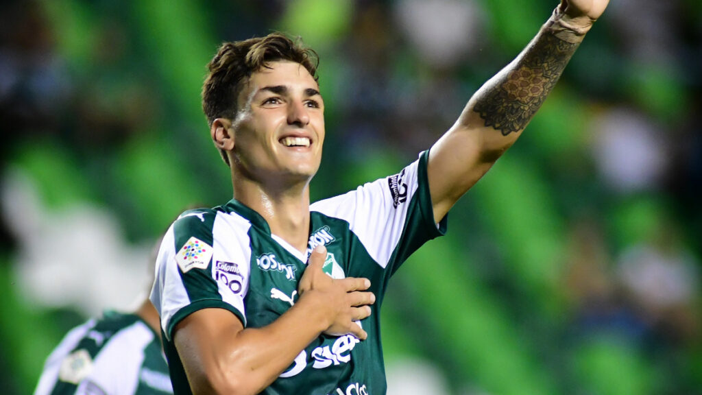 Juan Ignacio Dinenno, en un partido con Deportivo Cali. - Vizzor Image.