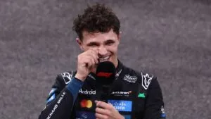 Lando Norris llora tras ser campeón: “No mucha gente en la F1 experimenta lo que yo esta temporada”