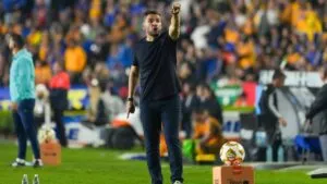 Nicolás Larcamón explota y considera injusta la eliminación de Cruz Azul ante Tigres