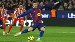 Robert Lewandowski explica la petición sobre su cuota goleadora: “El Barcelona miraba cada euro”