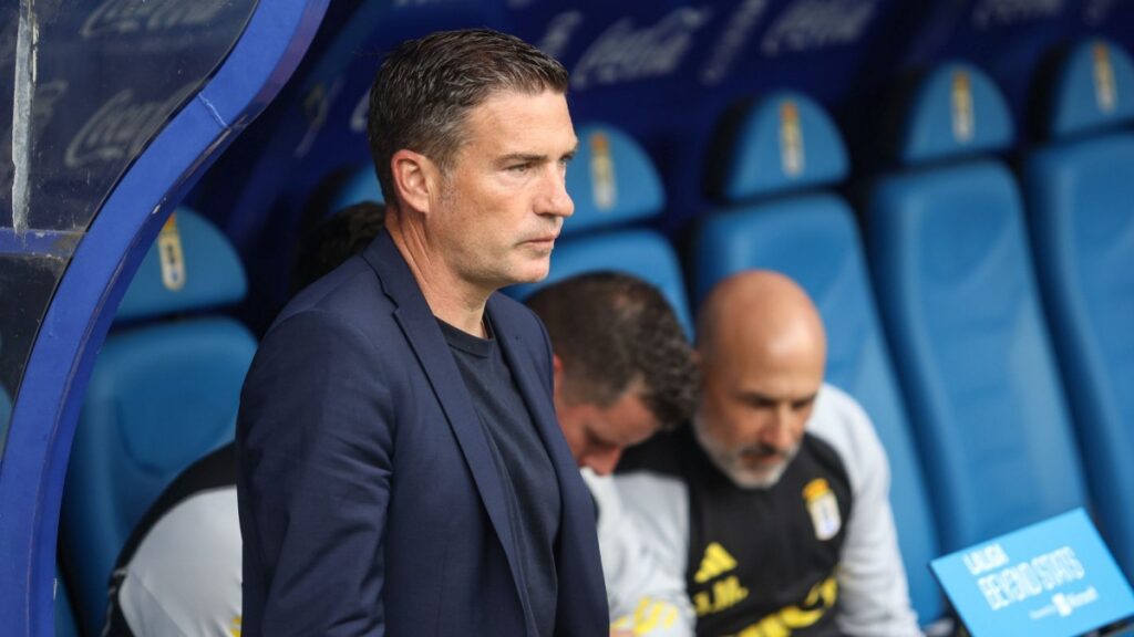 Real Oviedo anunció la destitución de Luis Carrión por los malos resultados desde que llegó al equipo