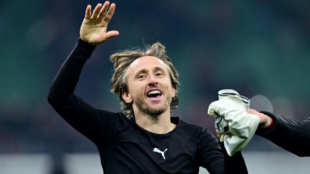 Luka Modric en festejo con el Milan