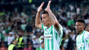 Imágenes esclarecedoras: video demuestra que Matheus Uribe inició la pelea con patada a Washington Aguerre