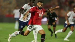 Egipto necesita de un faraónico Mohamed Salah para vencer a Zimbabwe