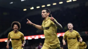 Daniel Muñoz mete al Crystal Palace en el top 5 de la Premier