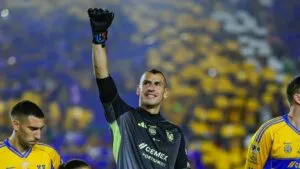 Nahuel Guzmán hace historia, supera a Miguel Marín y otras leyendas del fútbol mexicano