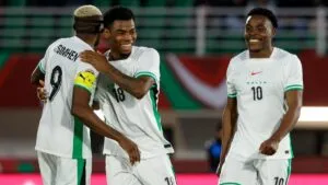 Nigeria supera a Uganda y cierra la fase de grupos con paso perfecto
