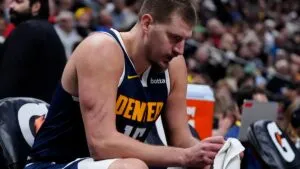 Así fue la lesión de Nikola Jokic: ¿Cuánto tiempo estará fuera?