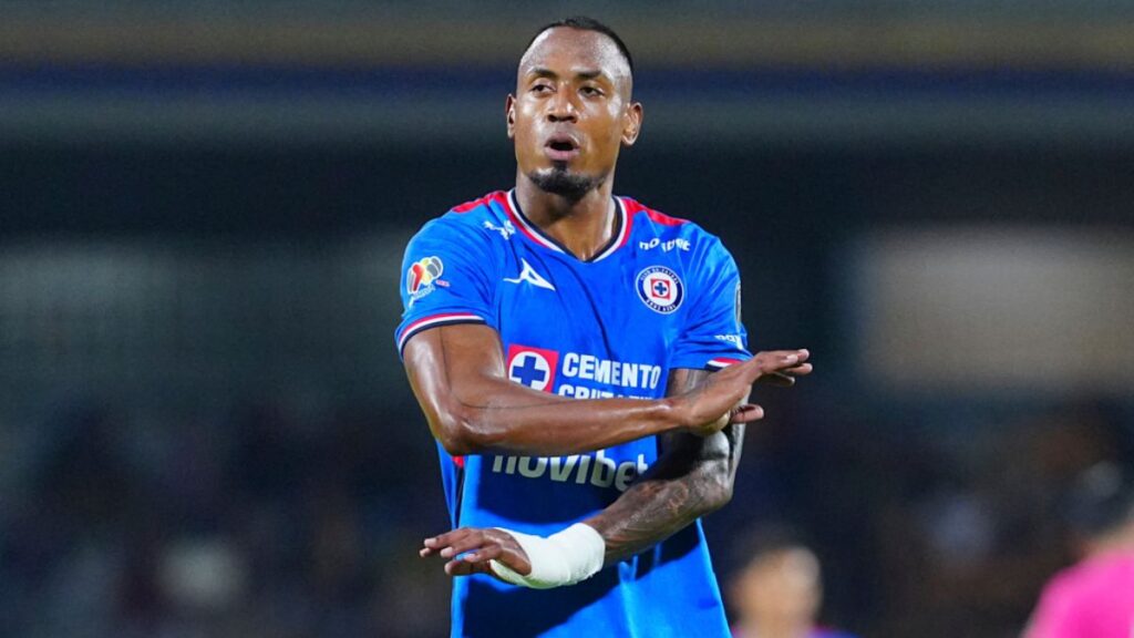 Cruz Azul busca refuerzos colombianos
